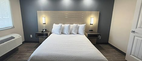 Ropa de cama de alta calidad, escritorio y cortinas blackout