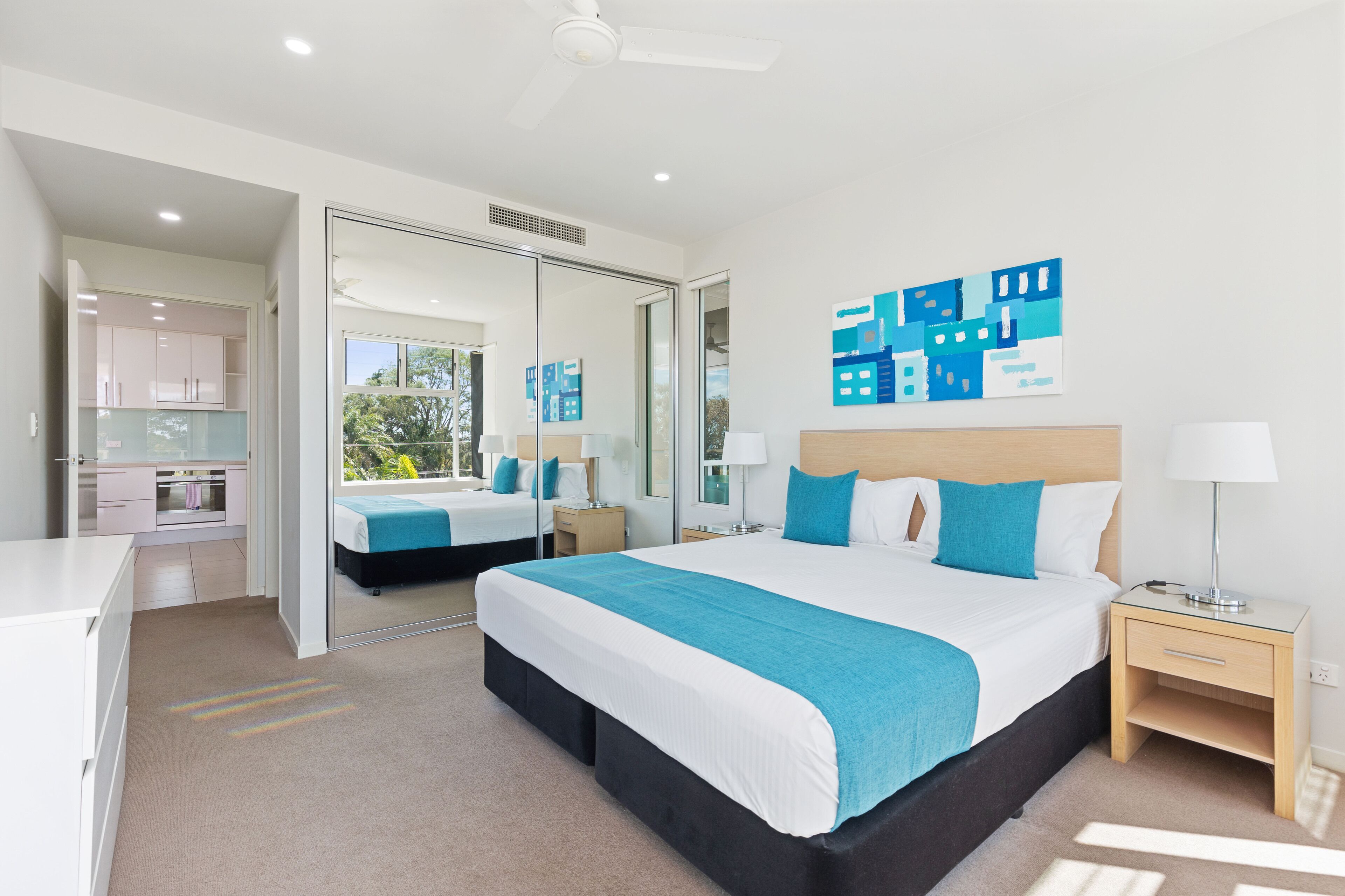 one bedroom apartment, pool view (tiled) | premium bedding, pillow-top beds, individually furnished, desk