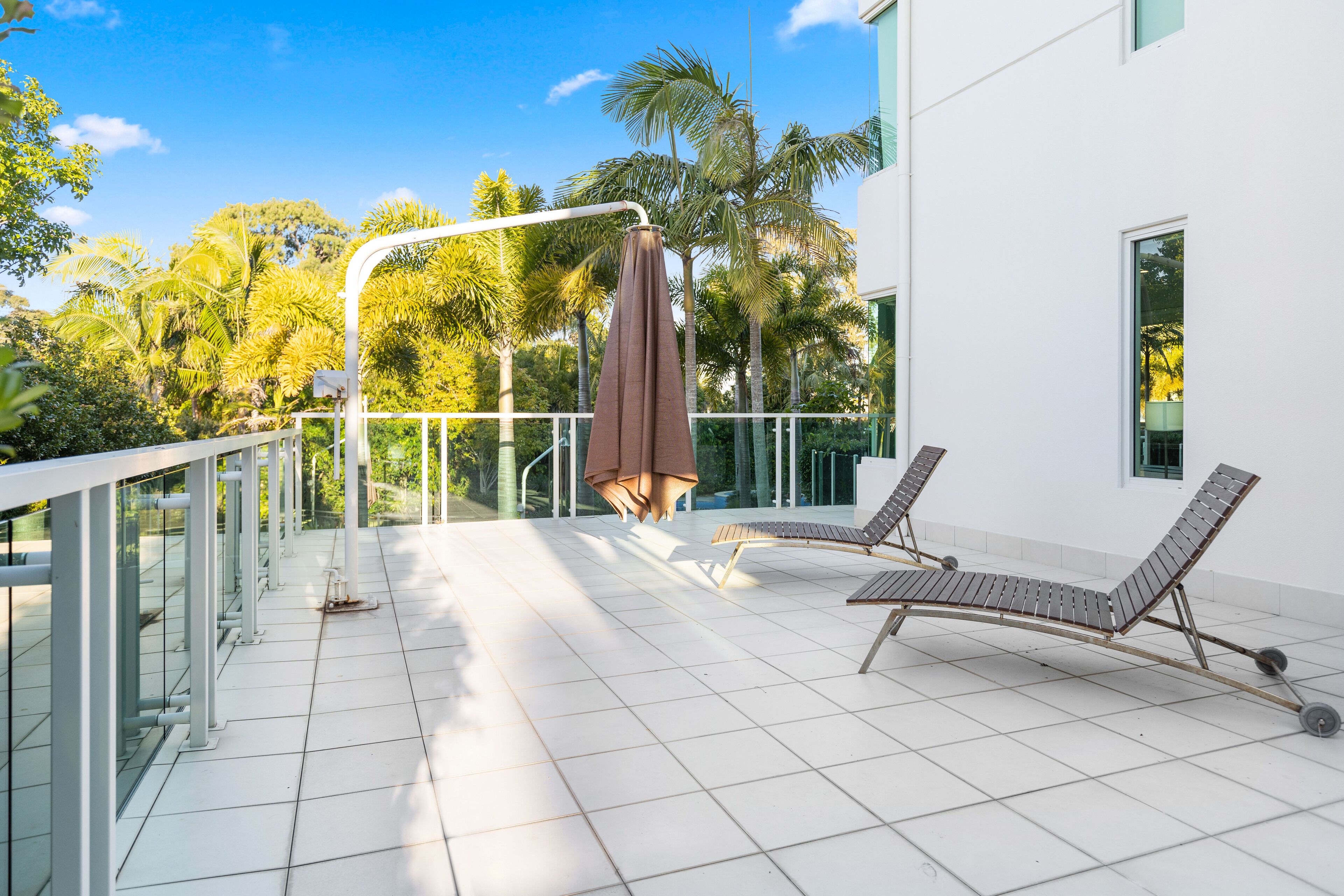 2 bedroom pool side apartment | terrace/patio
