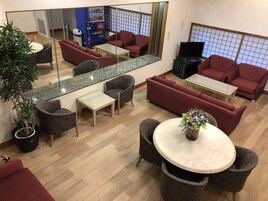 Sala de estar en el lobby