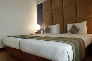 In-room safe, desk, soundproofing, iron/ironing board - Yogi Executive, Navi Mumbai (Navi Mumbai)