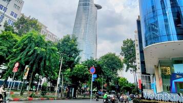 Deluxe-værelse - 1 dobbeltseng eller 2 enkeltsenge - byudsigt | Byudsigt