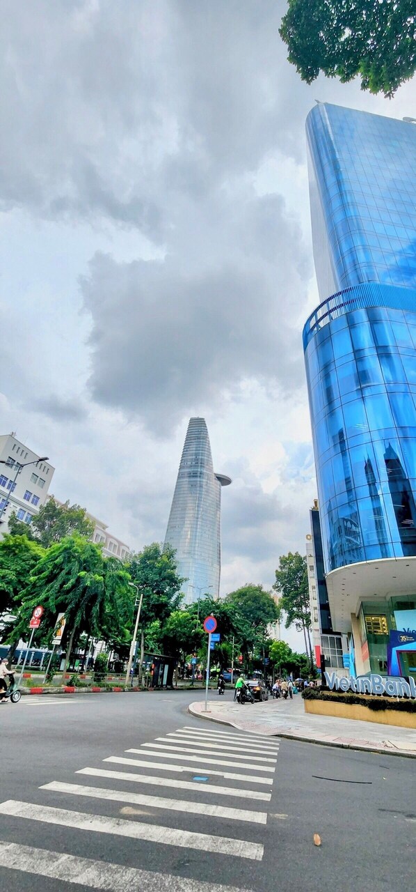 Habitación Deluxe, 1 cama matrimonial o 2 camas individuales, vista a la ciudad | Vista a la ciudad