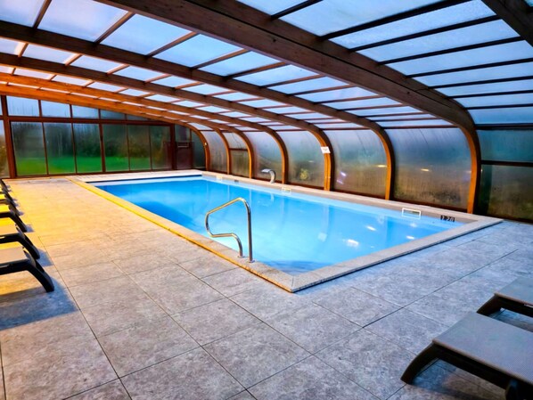 Couples treatment room(s), sauna, facials, reflexology, massages
