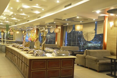 Shanghai Airlines Travel Hotel