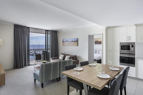 Superior Apartment, 2 Bedrooms, Harbour View