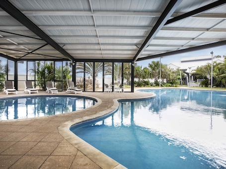 Exterior. Mantra Geraldton