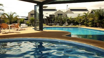Outdoor pool, pool loungers