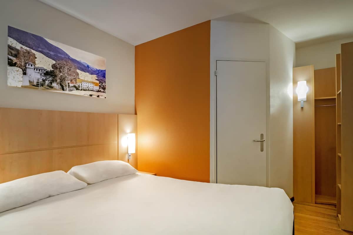 1 bedroom, minibar, in-room safe, individually decorated