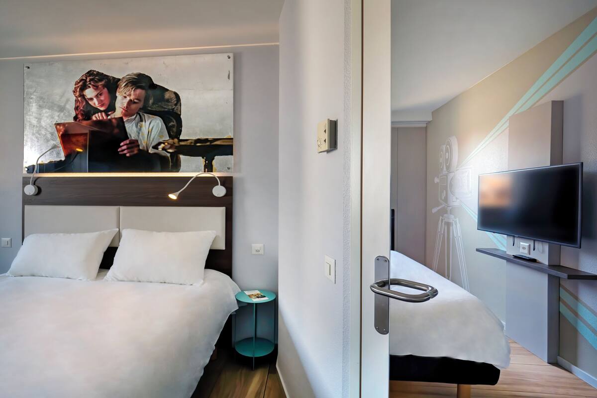 superior room, 1 double bed | 1 bedroom, minibar, in-room safe, individually decorated