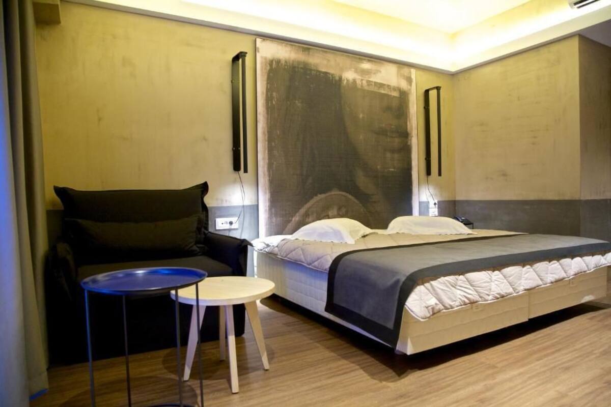 Superior Room, Sea View | In-room safe, soundproofing, iron/ironing board (on request), free WiFi
