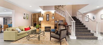 Country Inn & Suites by Radisson, Macon North, GA