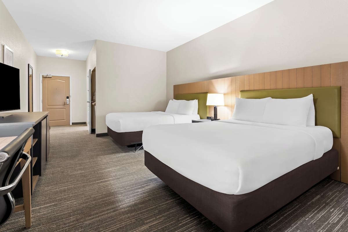 Two Queen Beds, Non-Smoking, Pet-Friendly | Premium bedding, down comforters, pillowtop beds, desk