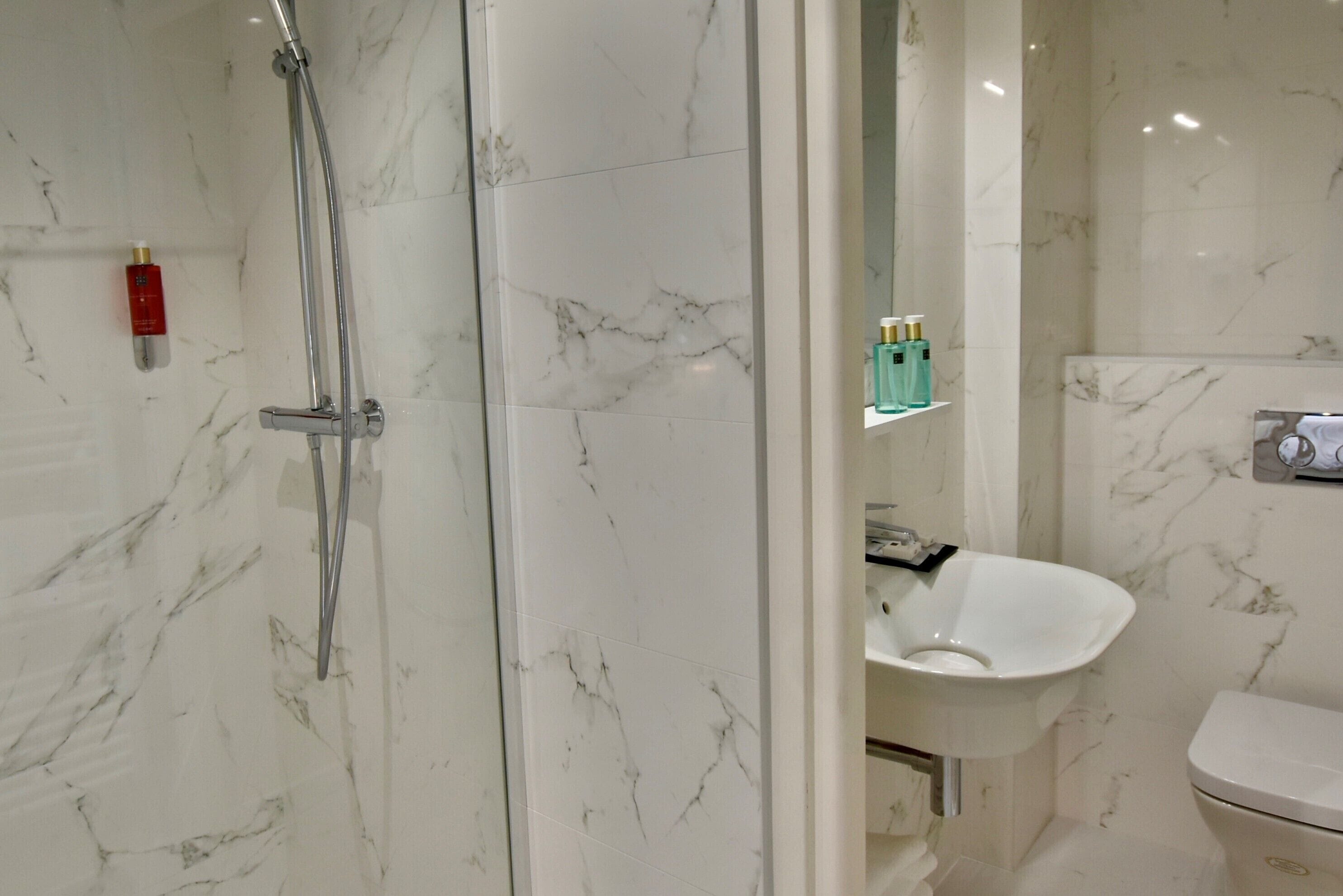 junior room | premium bedding, desk, blackout curtains, soundproofing