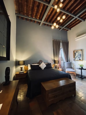 Deluxe Room | Premium bedding, in-room safe, individually decorated