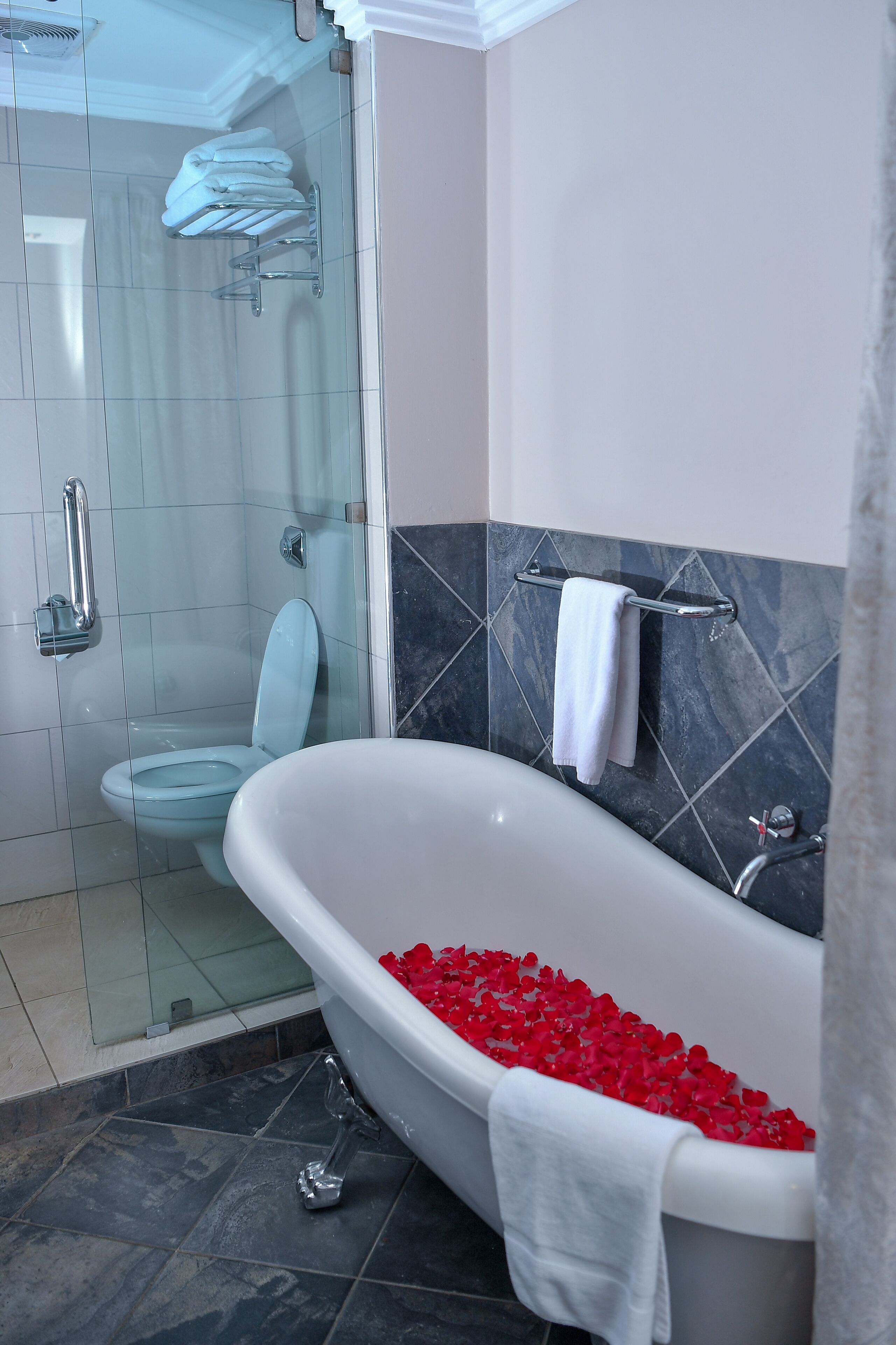 Photo - Hillpark Hotel