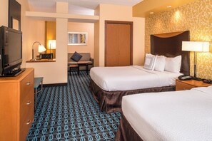 Studio Suite, 1 Bedroom, Non Smoking | Hypo-allergenic bedding, in-room safe, desk, iron/ironing board