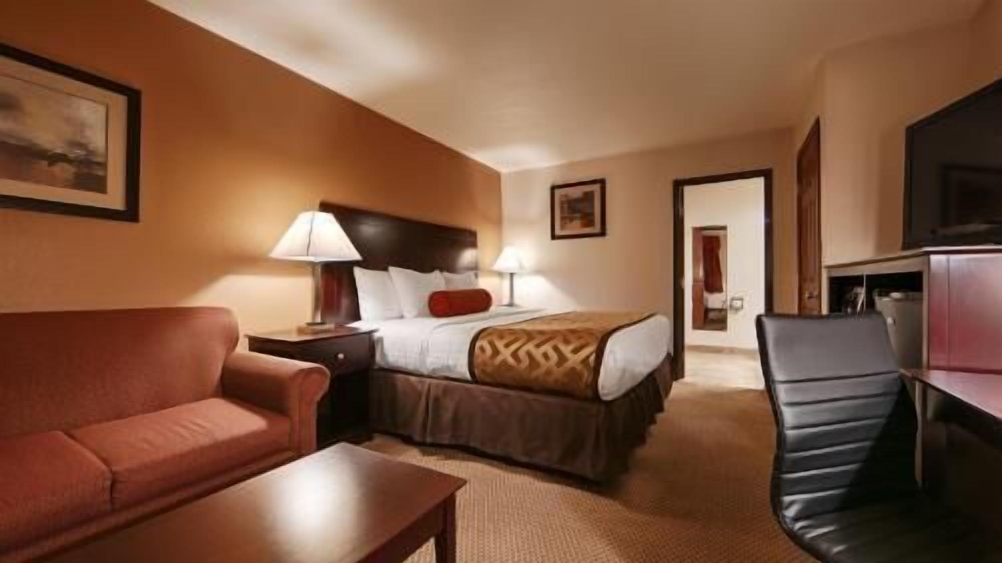 Premium bedding, down duvets, pillow-top beds, in-room safe