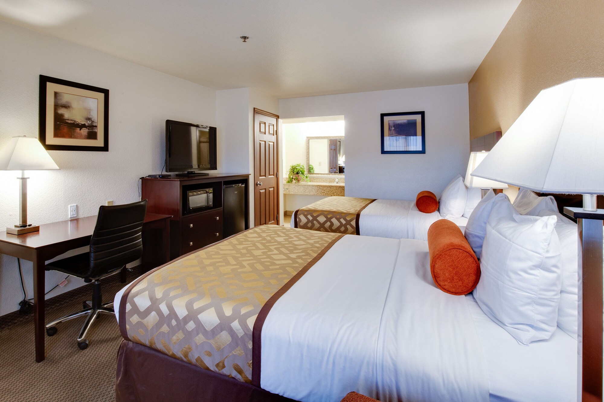 4 Star Hotels