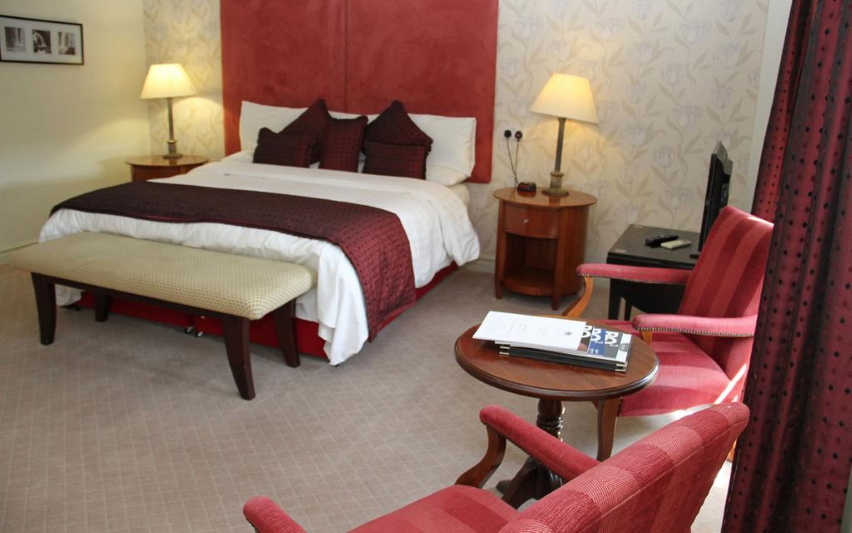 double room | desk, iron/ironing board, free wifi, bed sheets