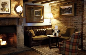 Bar (on property) - Red Lion Todwick by Greene King Inns (Sheffield)