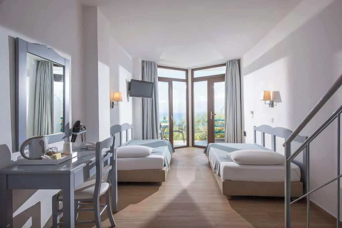 In-room safe, desk, free cots/infant beds, free WiFi