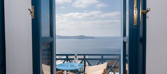 Santorini Reflexions Volcano