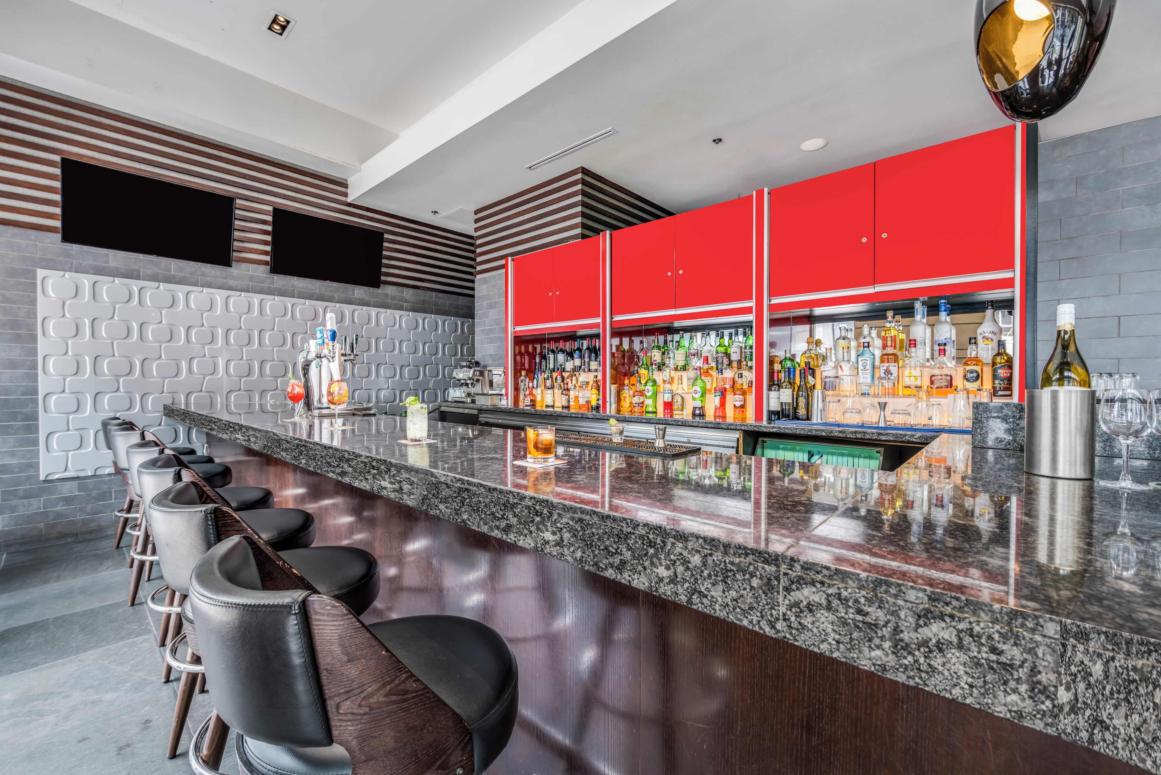 breakfast, lunch and dinner served