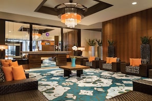 Lobby - Coast Coal Harbour Vancouver Hotel by APA (Vancouver)