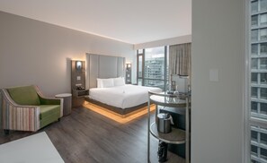 Premium Room, 1 King Bed