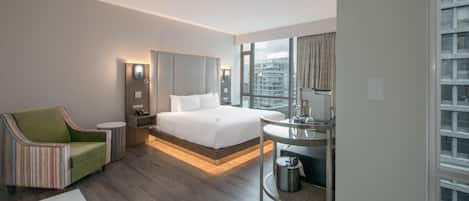 Chambre Prestige, très grand lit | Literie de qualité supérieure, coffres-forts dans les chambres, bureau