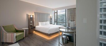 Coast Coal Harbour Vancouver Hotel by APA