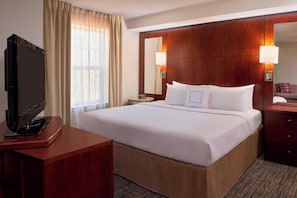 Premium bedding, blackout drapes, iron/ironing board
