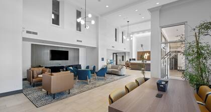 Holiday Inn Hotel & Suites Surrey East Cloverdale by IHG