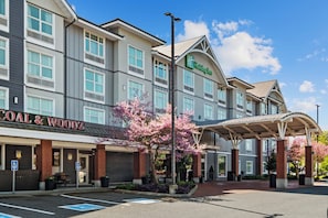Exterior - Holiday Inn Hotel & Suites Surrey East Cloverdale by IHG (Surrey)