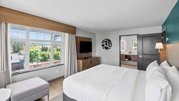 In-room safe, desk, iron/ironing board, free cribs/infant beds