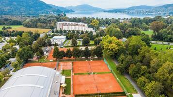 Tennis court