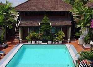 Piscine extérieure