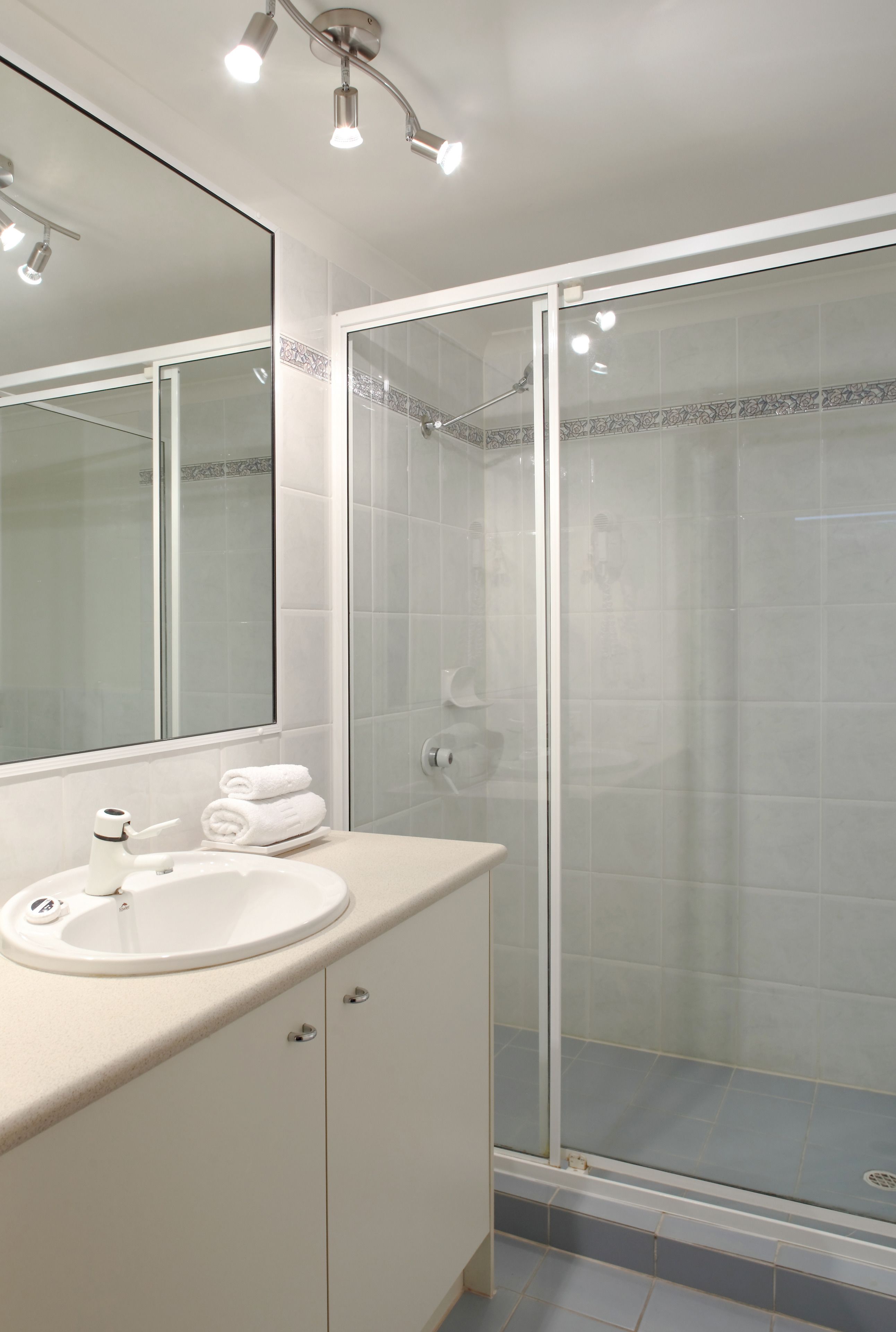 Serenity Apartments Noosa — image 23