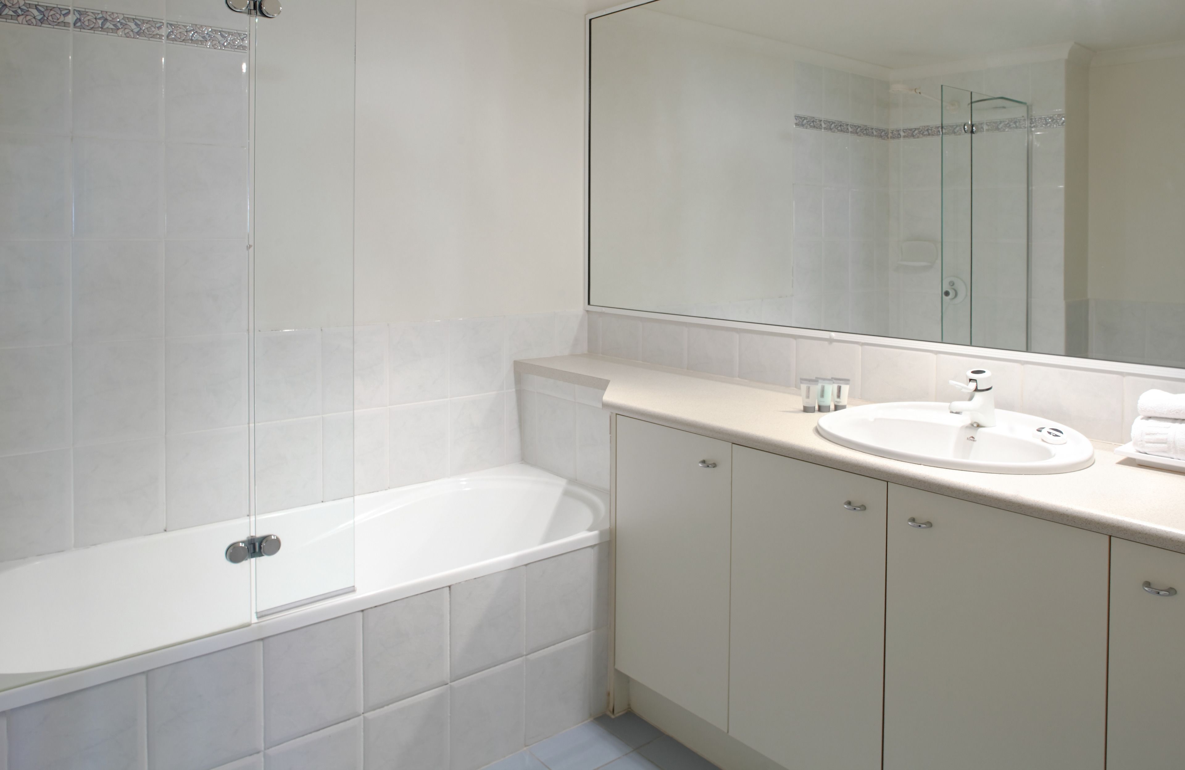Serenity Apartments Noosa — image 22
