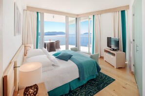 Premium bedding, minibar, in-room safe, individually furnished