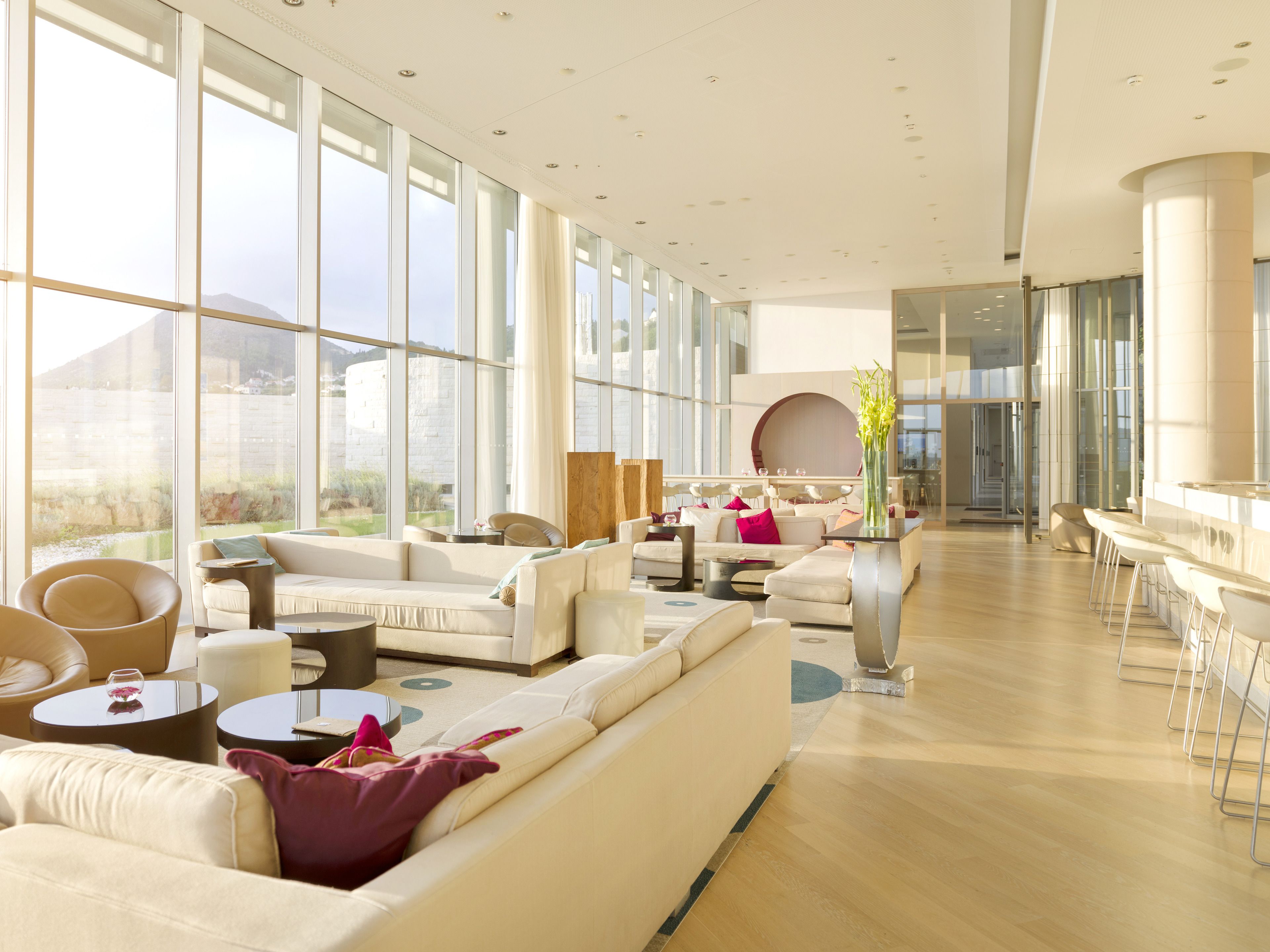 6 bars/lounges, 3 poolside bars, beach bar