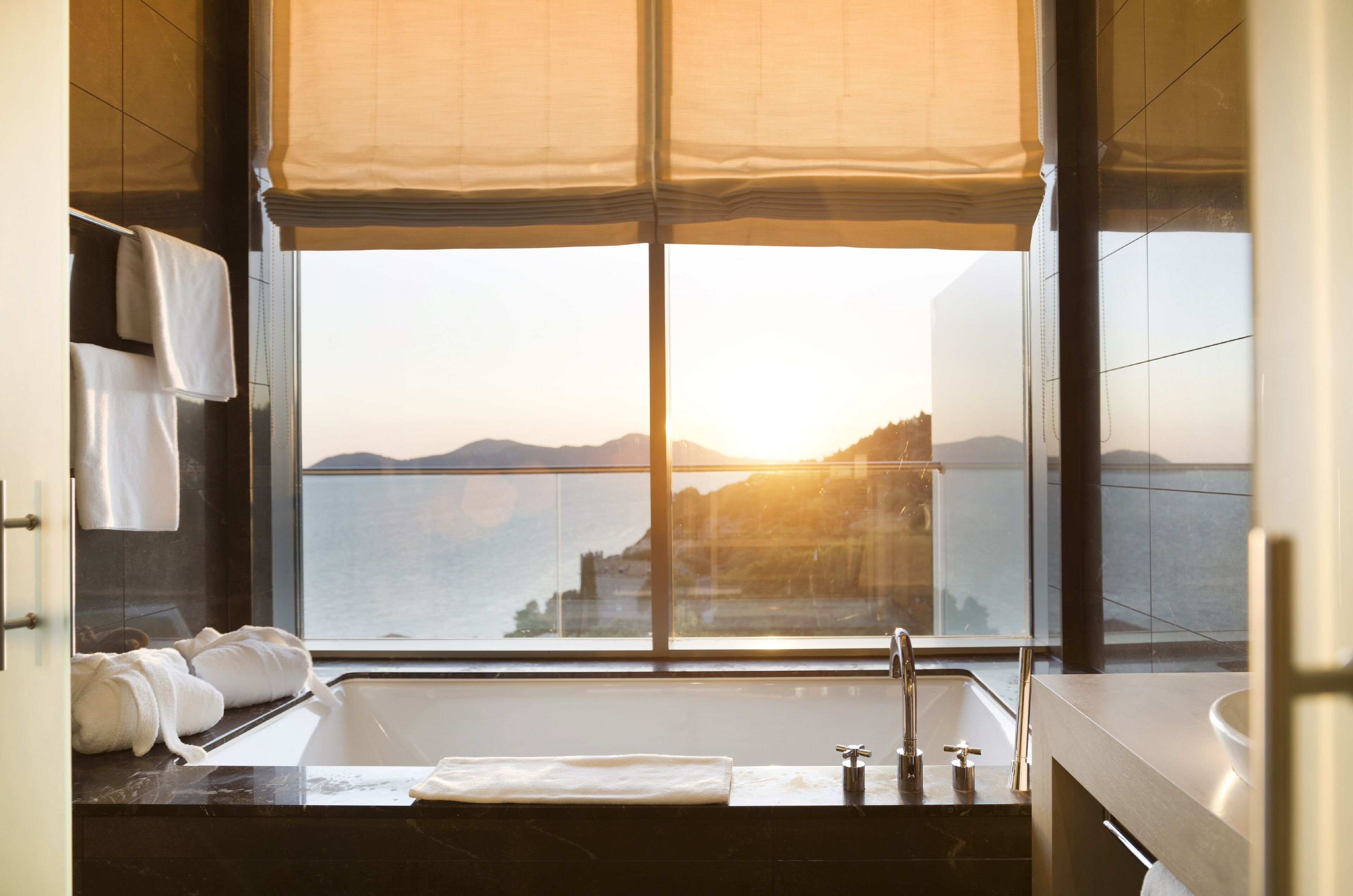 combined shower/bathtub, free toiletries, hair dryer, bathrobes