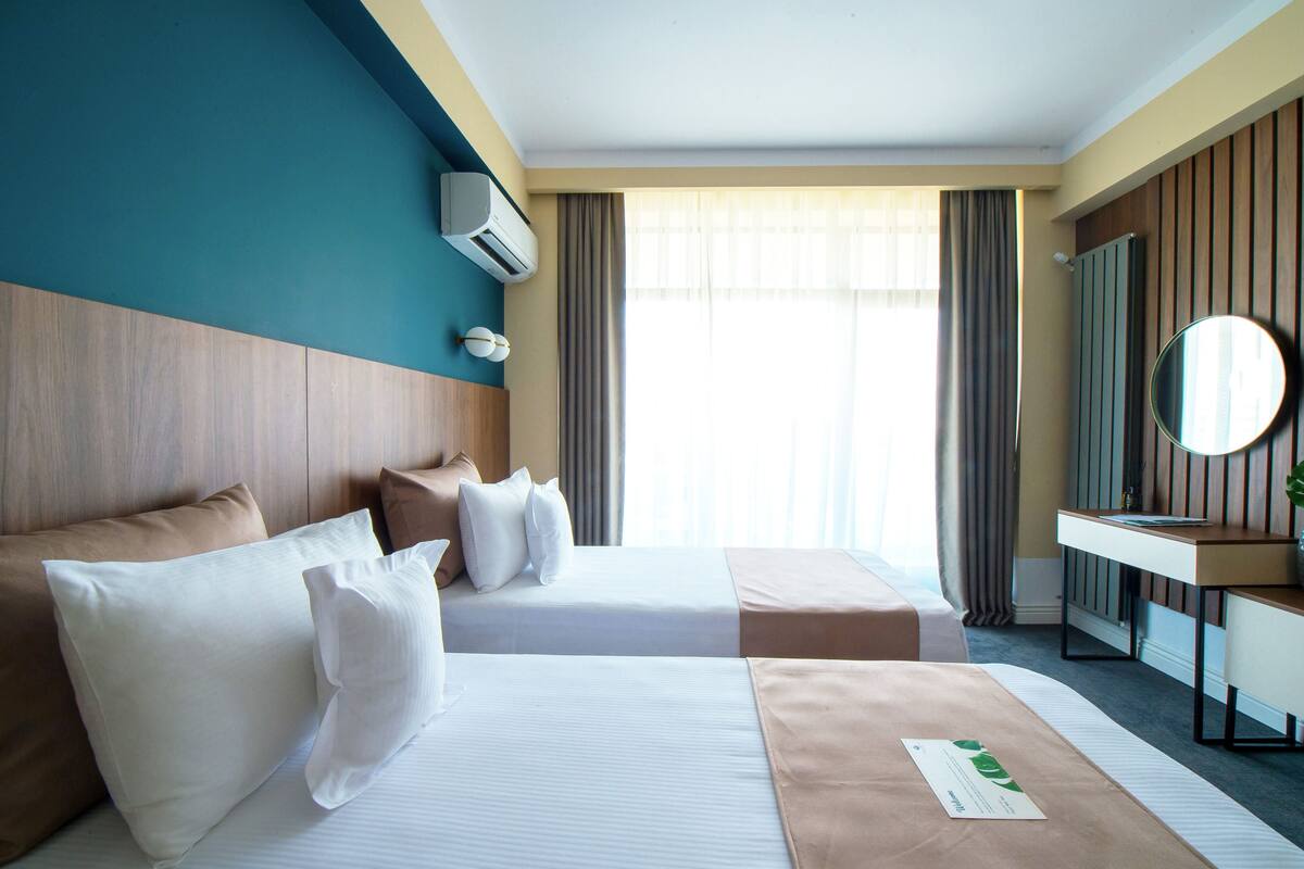 double room / twin room  | minibar, in-room safe, individually decorated, desk