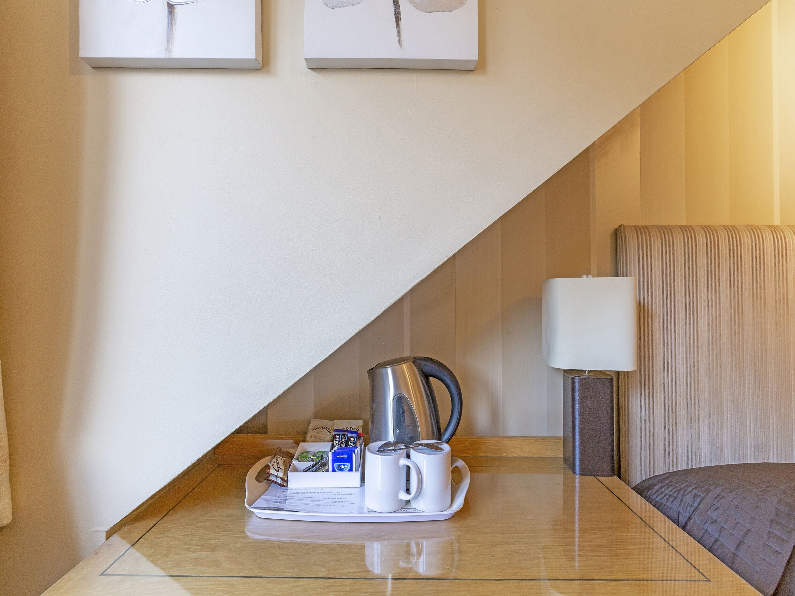 Standardværelse med 2 enkeltsenge - 2 enkeltsenge | Skrivebord, mørklægningsgardiner, strygejern/strygebræt, gratis Wi-Fi