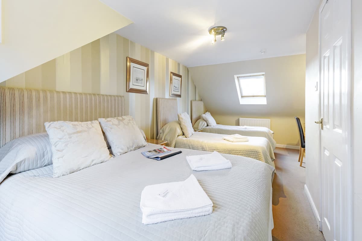 Standard-Vierbettzimmer, 2 Doppelbetten