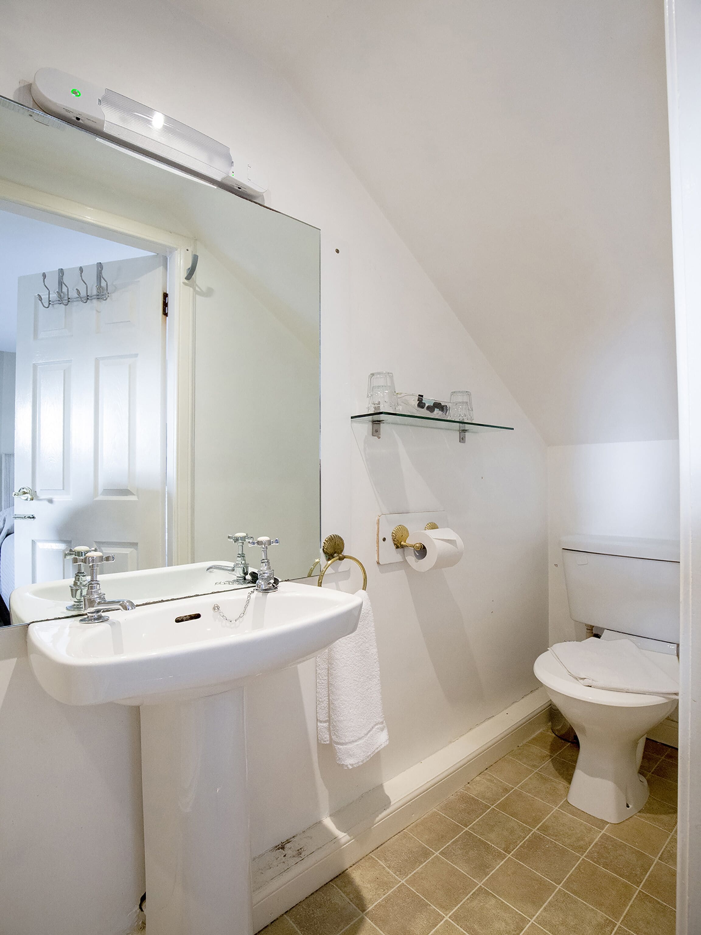 Photo - Arden Guest House, Craigmillar Castle Edinburgh