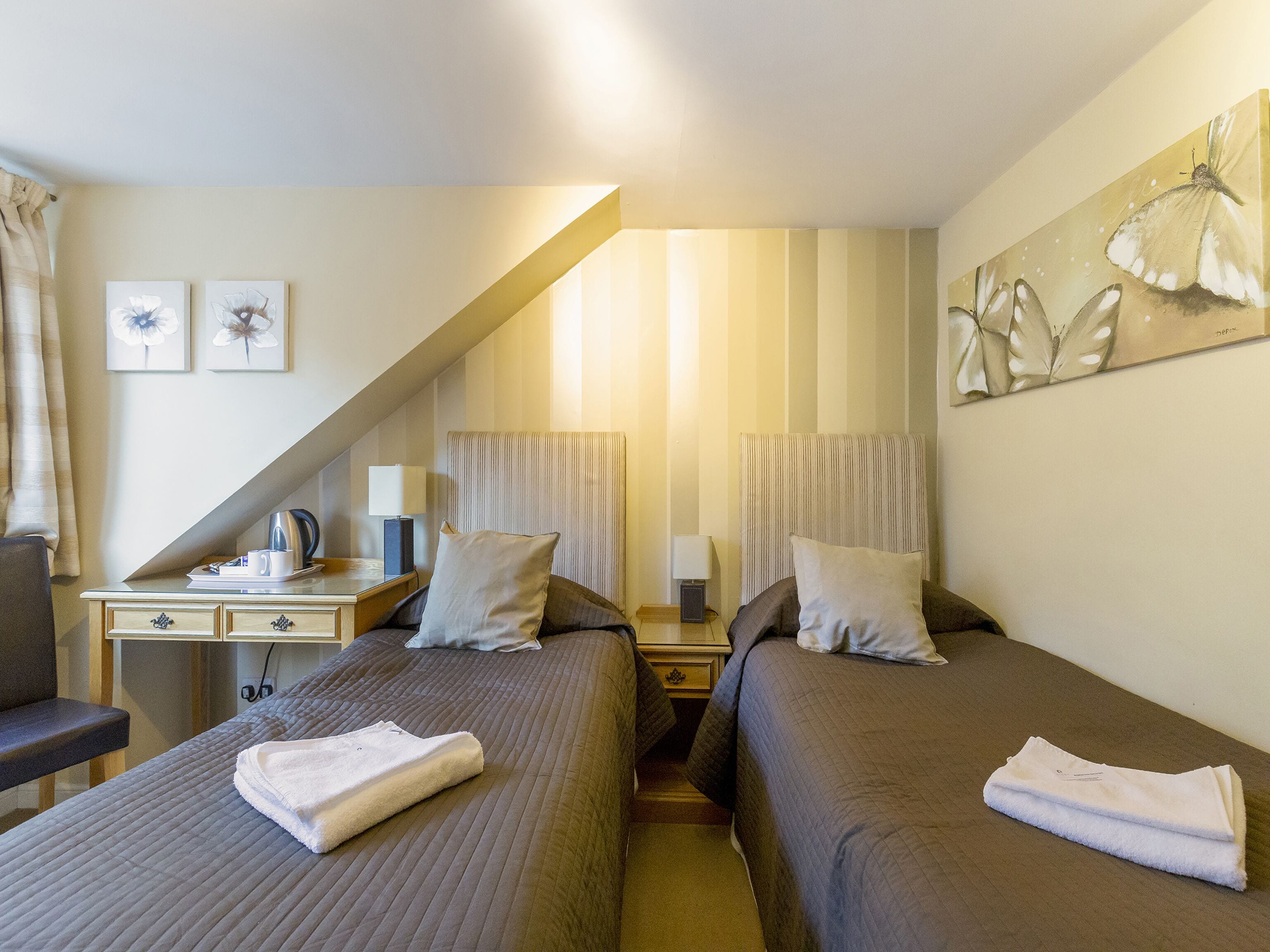 Photo - Arden Guest House, Craigmillar Castle Edinburgh