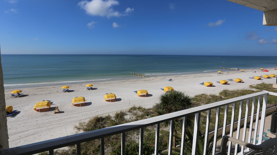 Shoreline Island Resort - Exclusively Adult