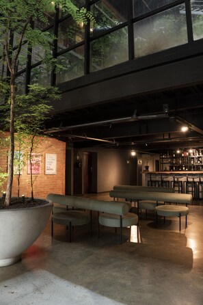 Lobby - The Art Hotel Medellin (Medellín)